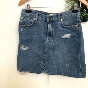 Free People We The Free denim Skirt Size 28 Raw HemCut Off Distressed Jean Skirt